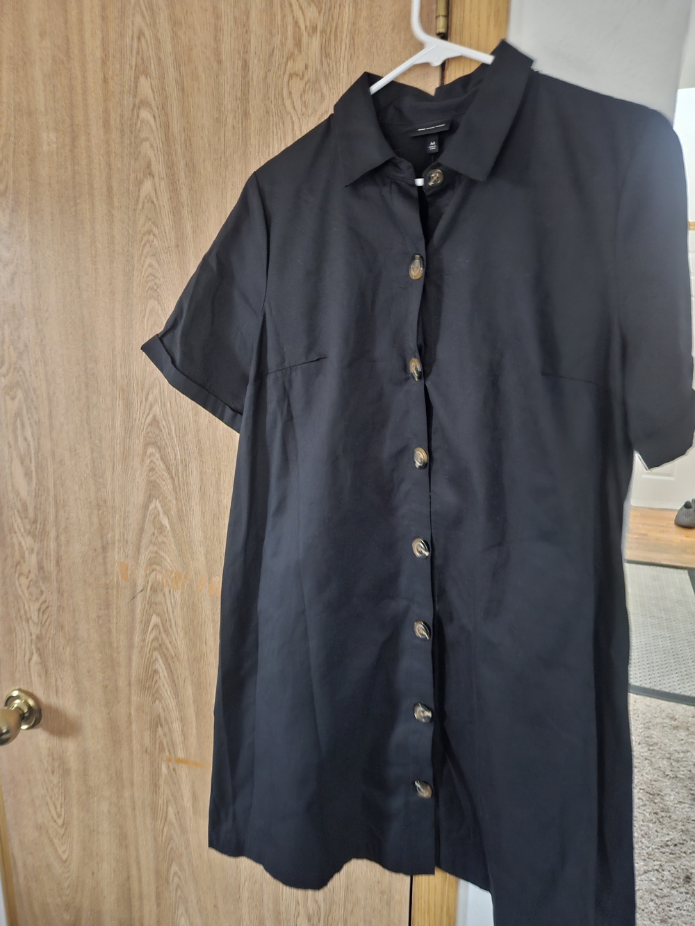 Who What Wear Black Short-Sleeve Button-Front Shirt NWOT